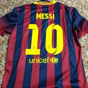 Lionel Messi Barcelona Jersey Size Large